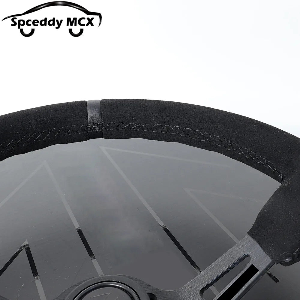 Volante esportivo MOMO "Black edition"