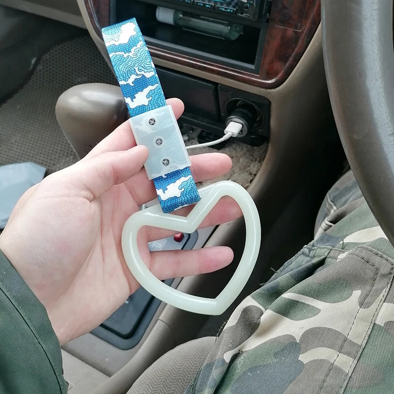Acessório Hand Strap formato de coração