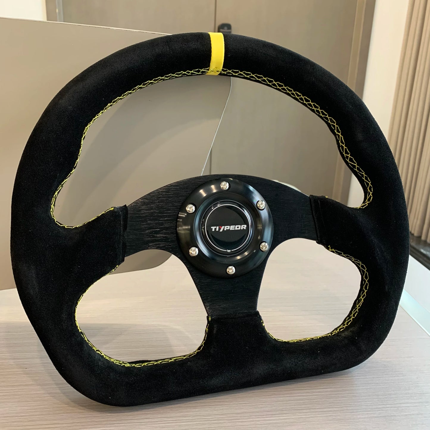 Volante Tiypeor Shape D Racing